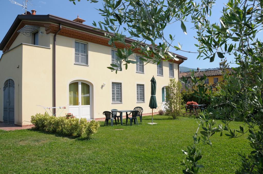 Appartamenti Vacanze Il Nottolini Capannori Luaran gambar