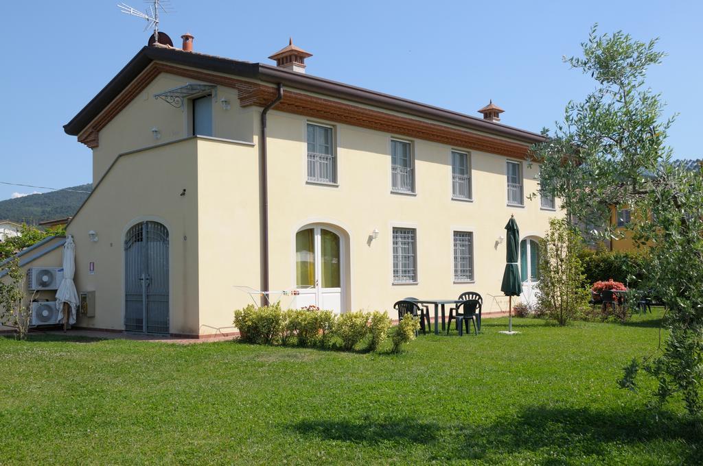 Appartamenti Vacanze Il Nottolini Capannori Luaran gambar